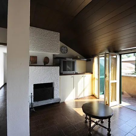 Riviera Di Fiumelatte Appartamento Varenna